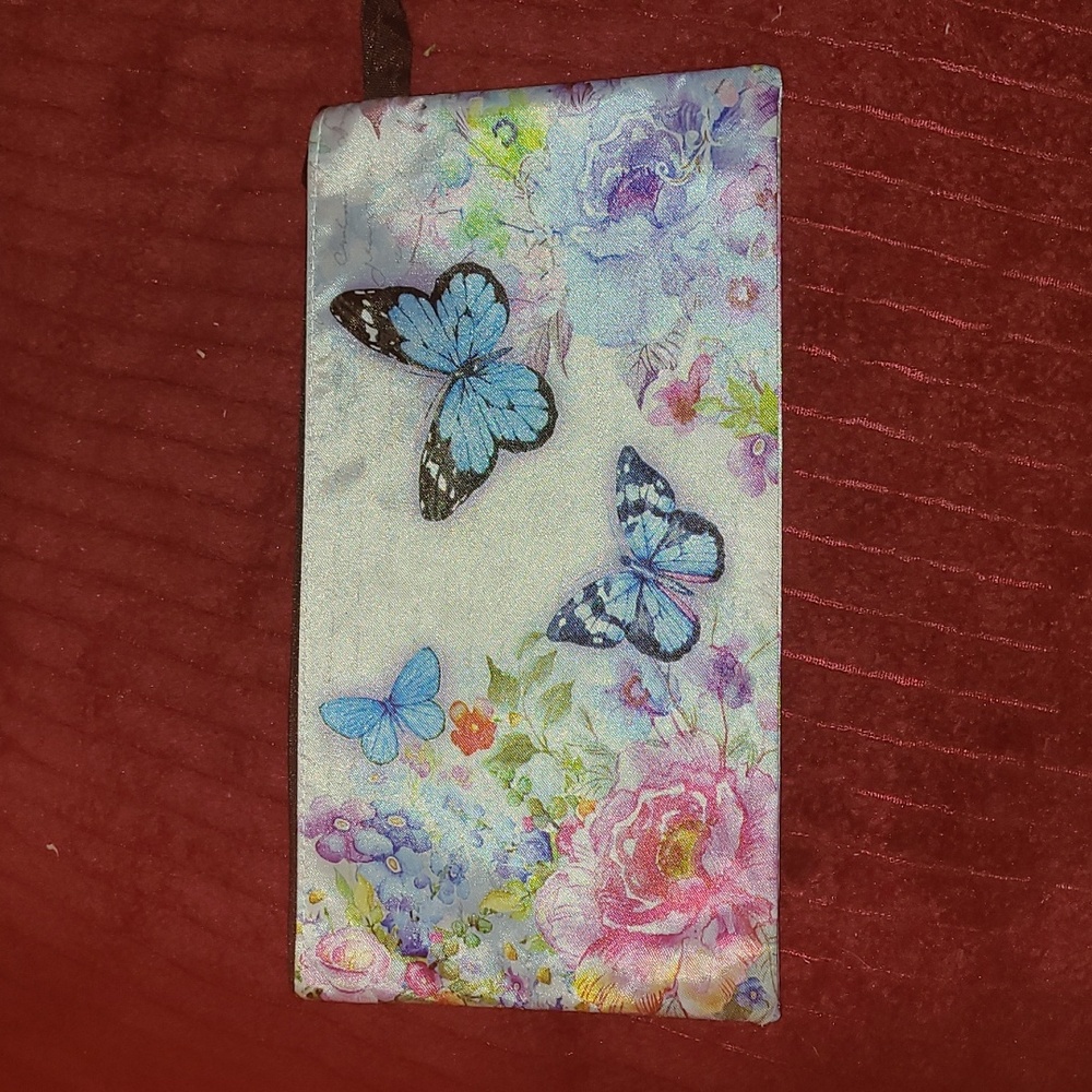 Gorgeous butterfly pouch wristlet bag